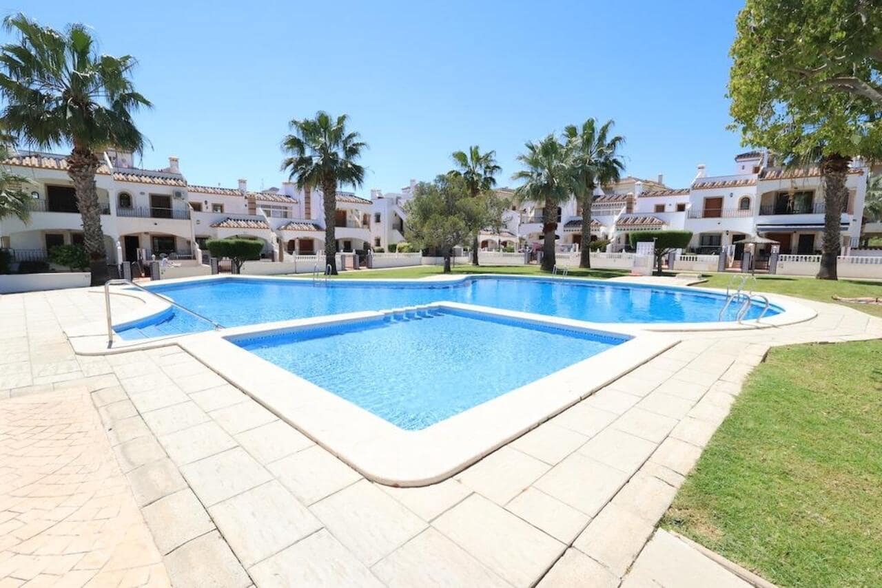 2 slaapkamer Appartement te koop in Orihuela Costa met zwembad garage - € 179.000 (Ref: 9797752)