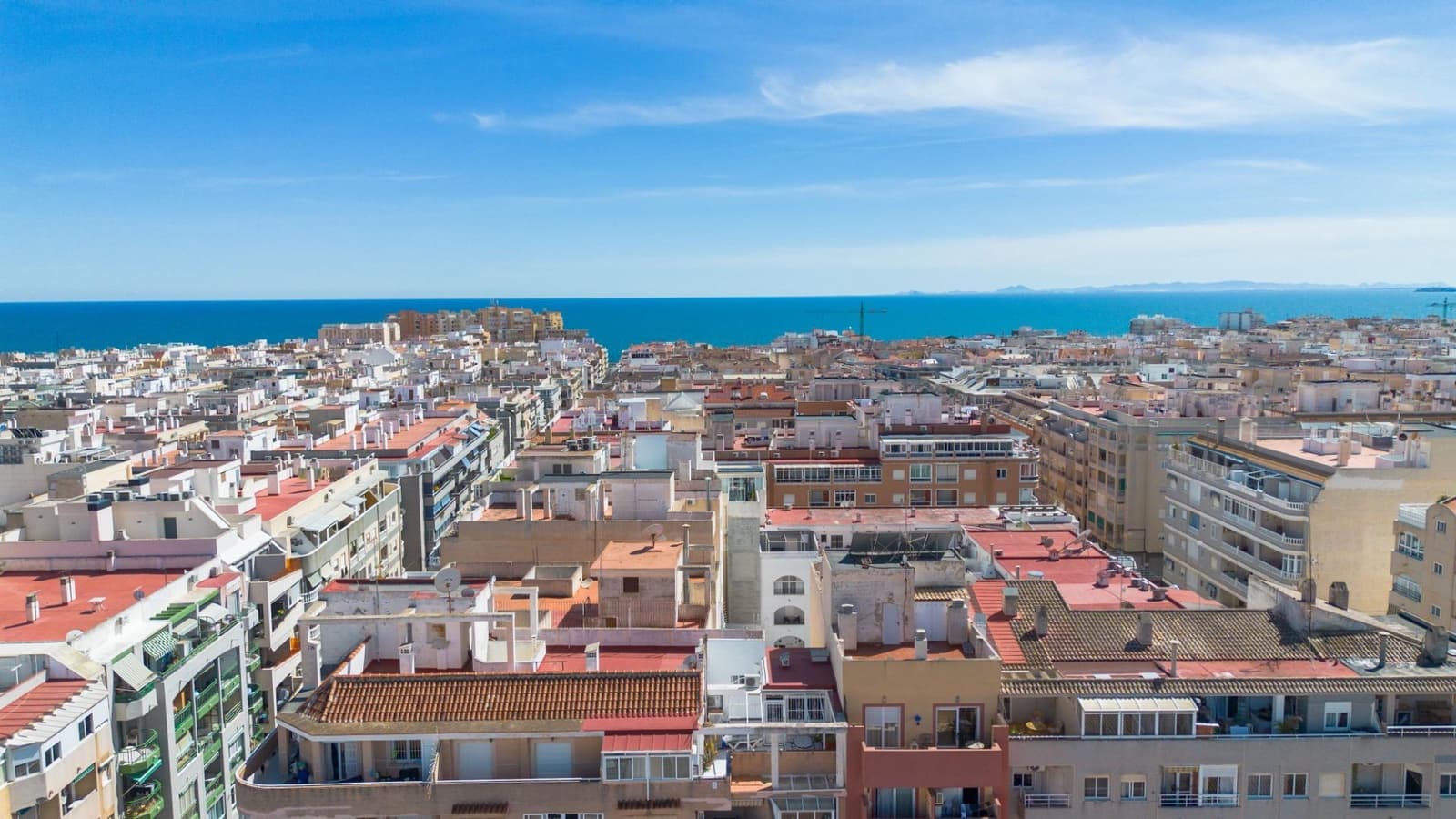 3 quarto Penthouse para venda em Torrevieja com garagem - 181 000 € (Ref: 9800295)