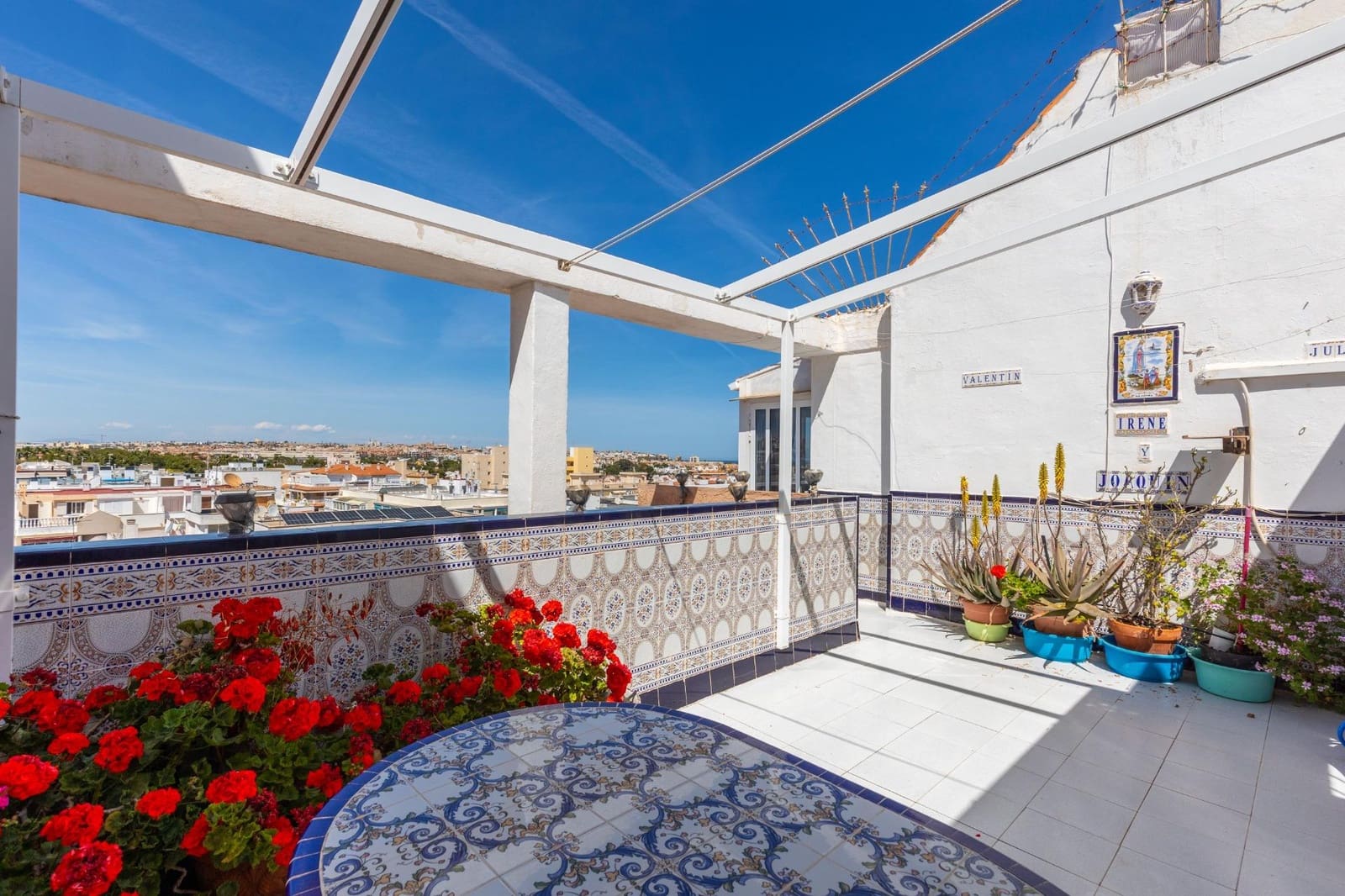 3 quarto Penthouse para venda em Torrevieja com garagem - 181 000 € (Ref: 9800295)