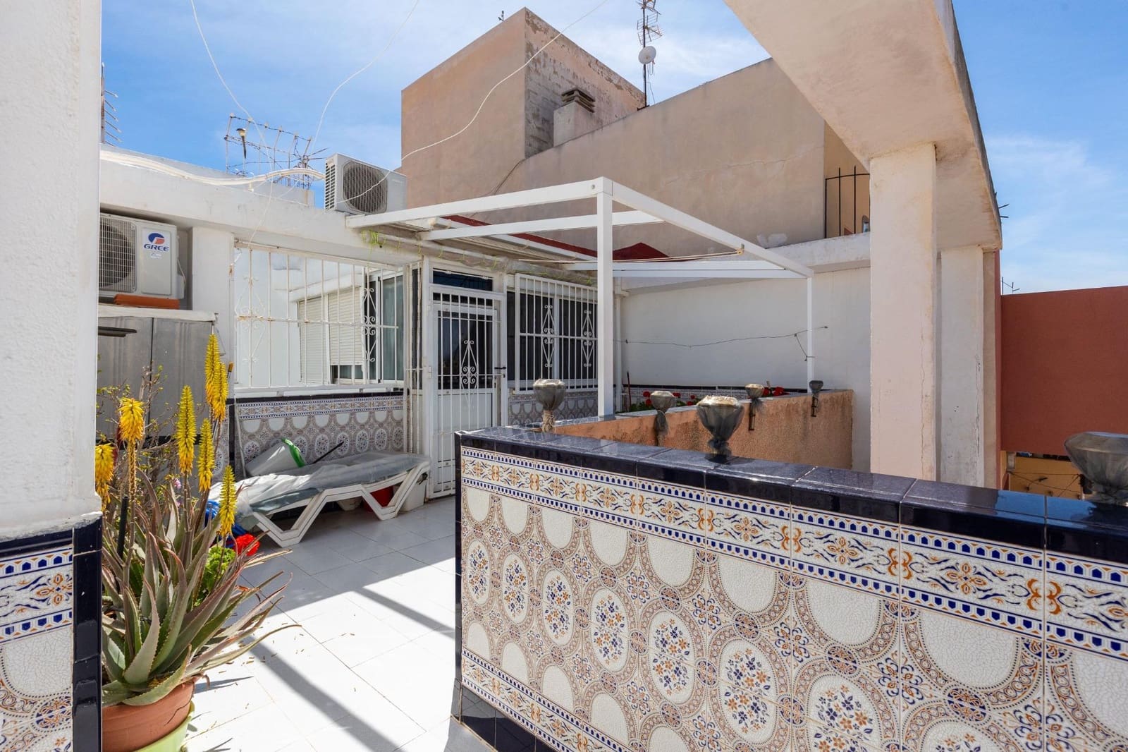 3 quarto Penthouse para venda em Torrevieja com garagem - 181 000 € (Ref: 9800295)