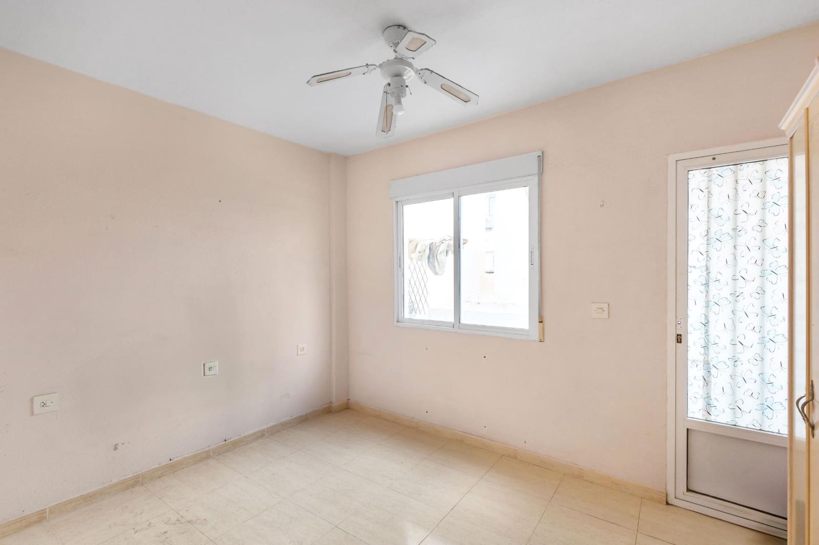 3 soverom Leilighet til salgs i Torrevieja - € 149 000 (Ref: 9800297)