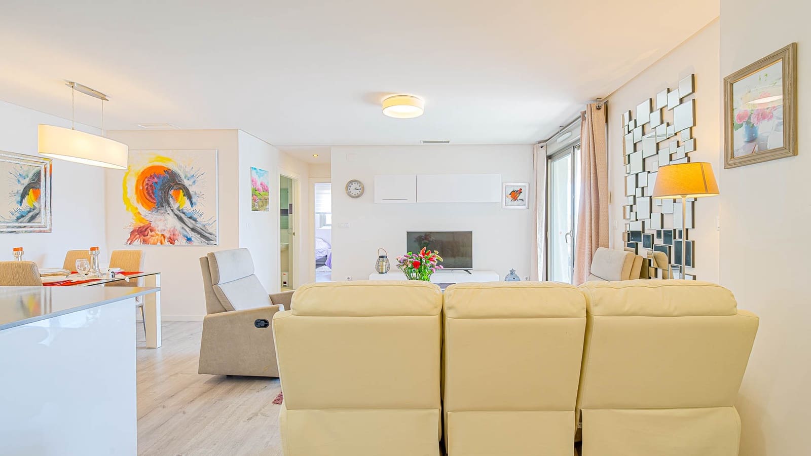 2 soveværelse Lejlighed til salg i Orihuela Costa med swimmingpool garage - € 275.000 (Ref: 9800300)