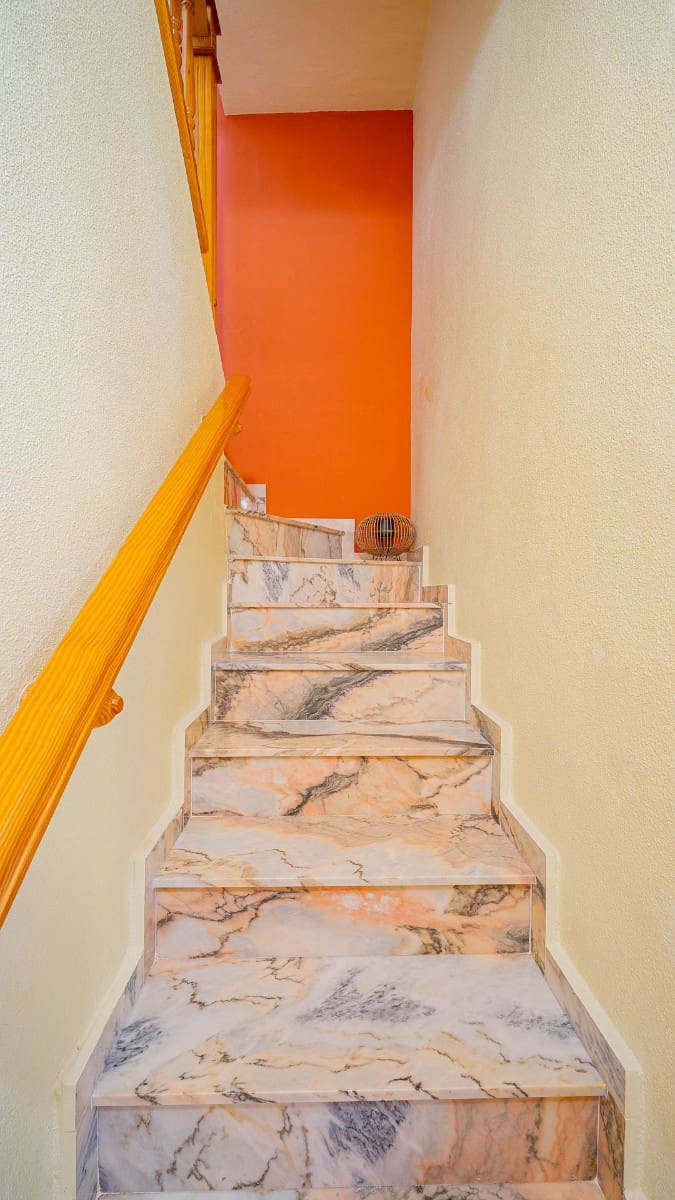 2 slaapkamer Rijtjeshuis te koop in Punta Prima met zwembad - € 269.000 (Ref: 9800305)