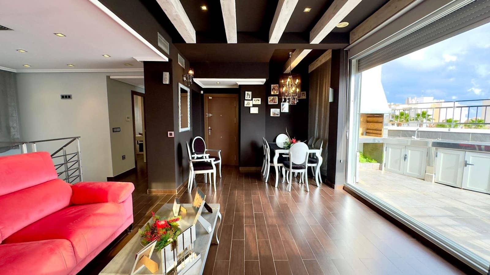 12 Zimmer Apartment zu verkaufen in Torrevieja mit Garage - 1.700.000 € (Ref: 9802731)