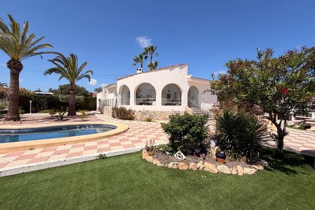 3 Zimmer Villa zu verkaufen in Ciudad Quesada, Rojales mit Pool Garage - 475.000 € (Ref: 9805226)