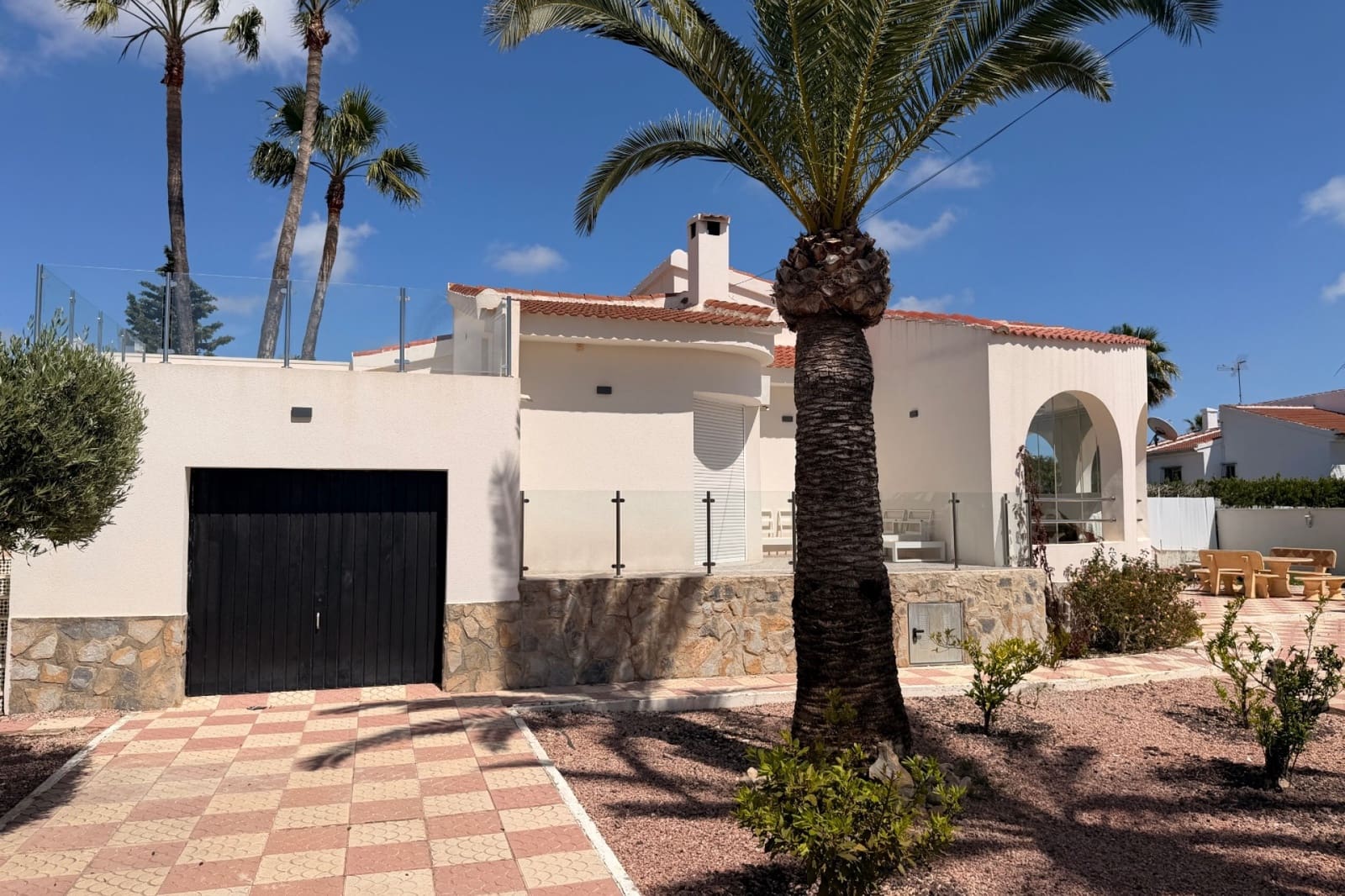 3 Zimmer Villa zu verkaufen in Ciudad Quesada mit Pool Garage - 475.000 € (Ref: 9805226)