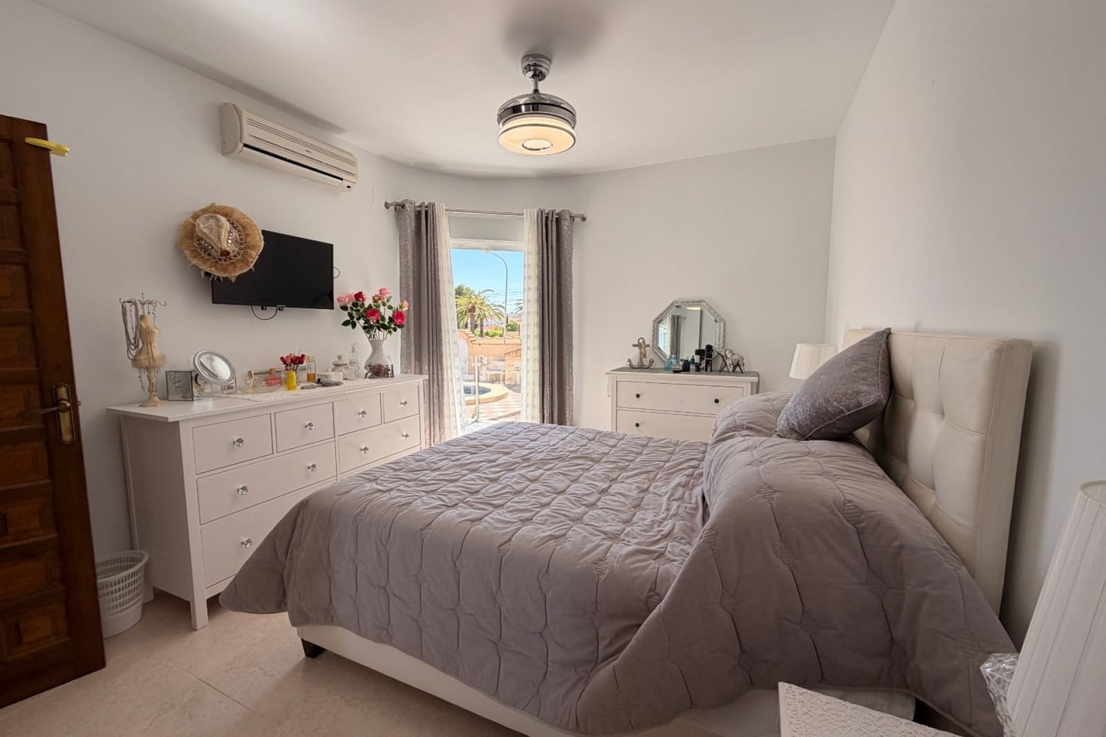 3 Zimmer Villa zu verkaufen in Ciudad Quesada mit Pool Garage - 475.000 € (Ref: 9805226)