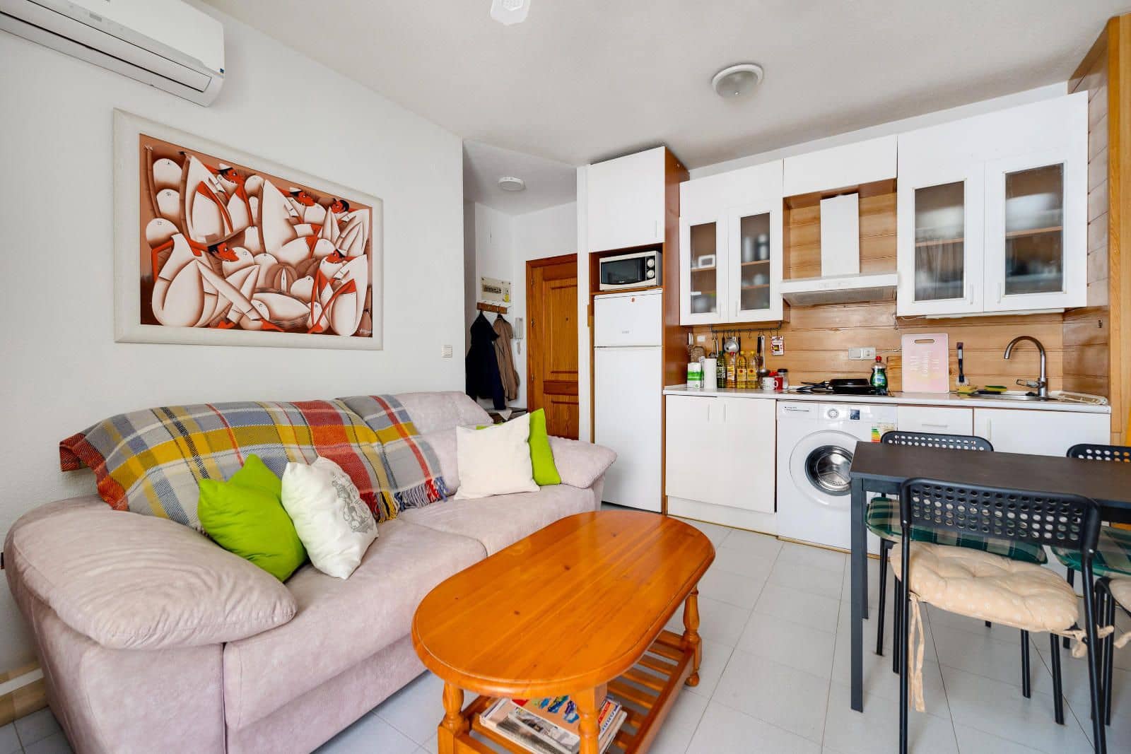 1 sovrum Lägenhet till salu i Torrevieja - 114 969 € (Ref: 9805227)