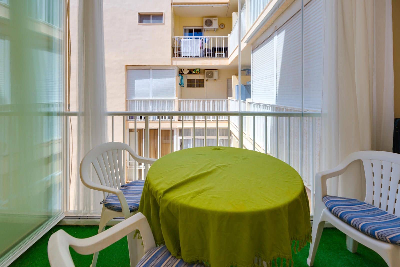 1 sovrum Lägenhet till salu i Torrevieja - 114 969 € (Ref: 9805227)