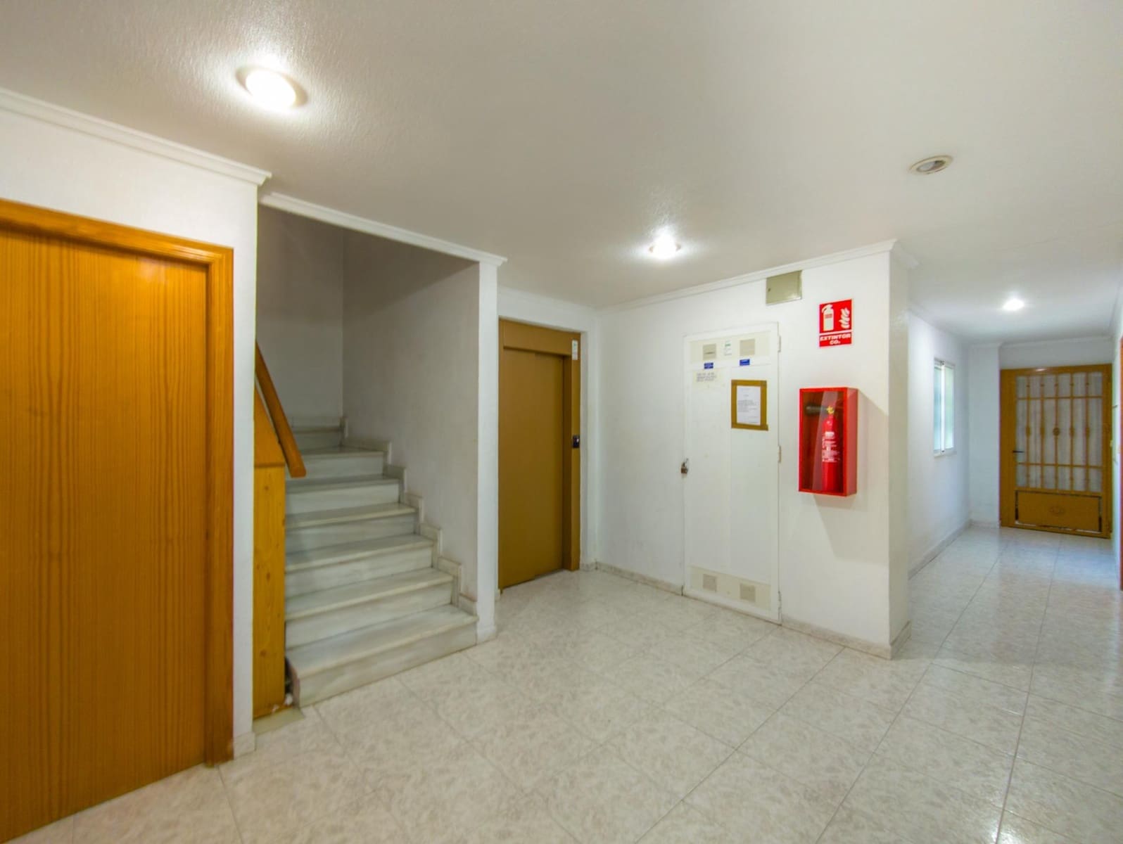 2 soverom Leilighet til salgs i Torrevieja - € 127 260 (Ref: 9805231)
