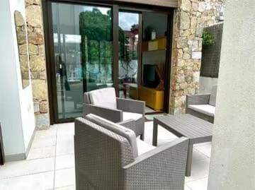 2 slaapkamer Villa te koop in Orihuela Costa met zwembad - € 299.000 (Ref: 9806796)