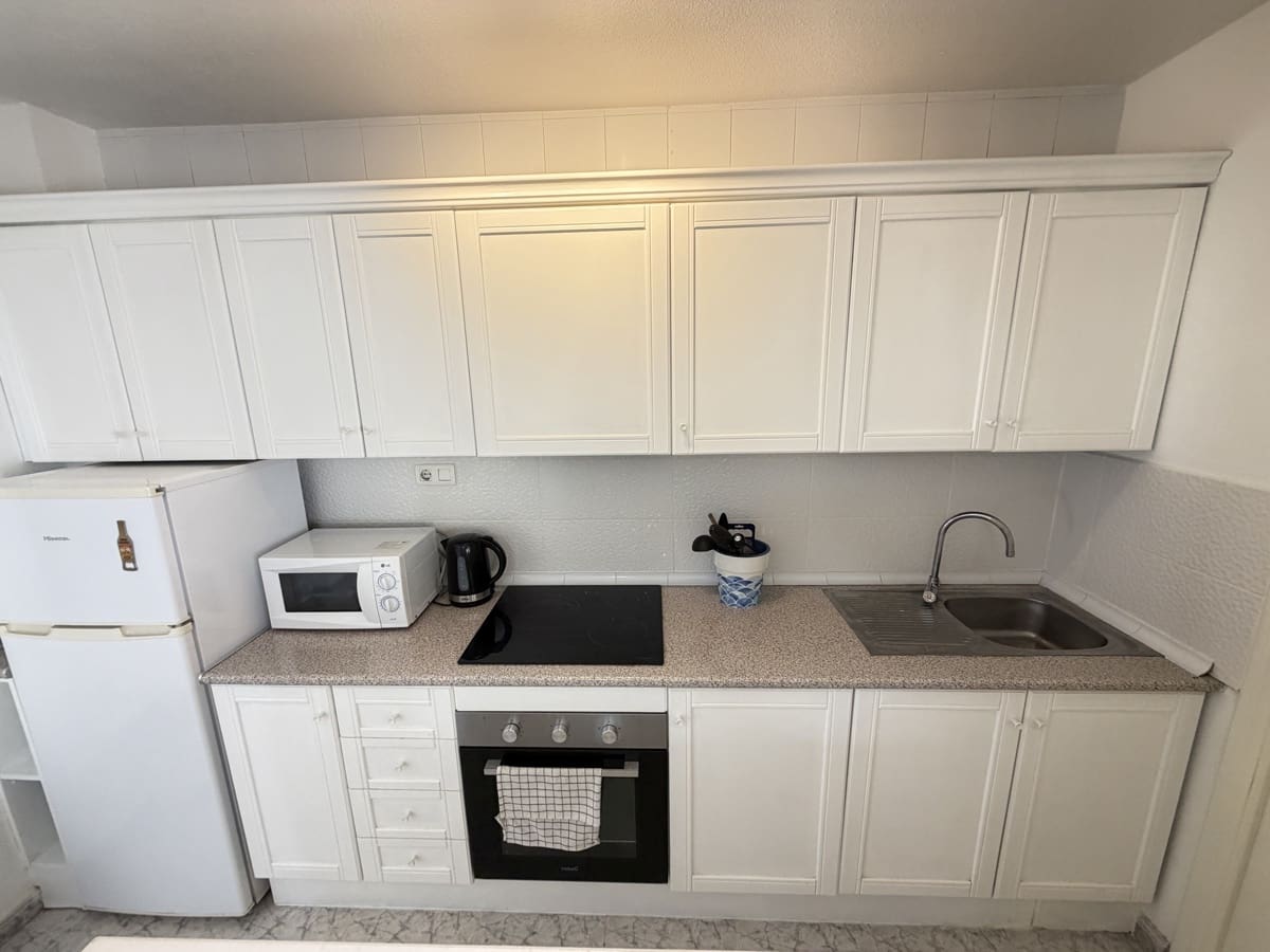 2 chambre Appartement à vendre à Villamartin avec piscine - 159 995 € (Ref: 9806803)