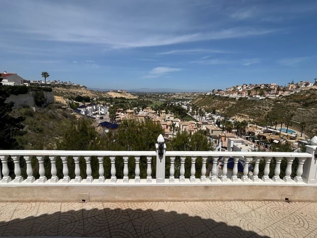 Chalet de 3 habitaciones en Ciudad Quesada, Rojales en venta con piscina garaje - 399.990 € (Ref: 9809806)