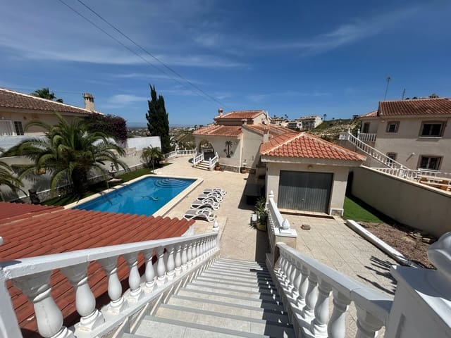 Chalet de 3 habitaciones en Ciudad Quesada, Rojales en venta con piscina garaje - 399.990 € (Ref: 9809806)