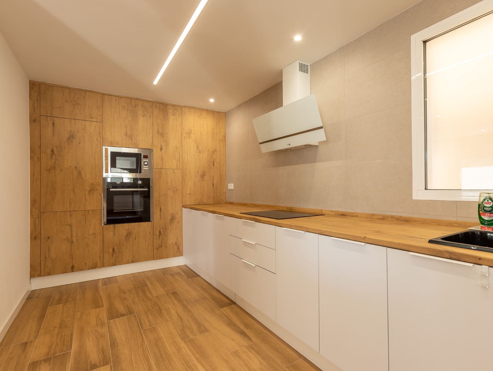 Chalet de 4 habitaciones en Los Balcones en venta con piscina - 650.000 € (Ref: 9809810)