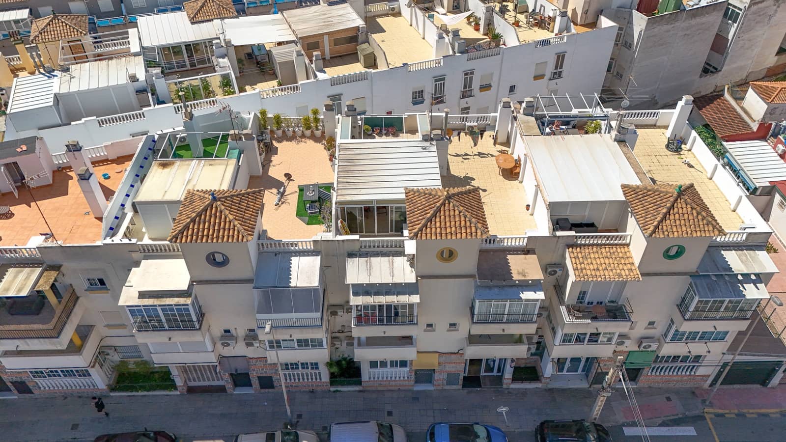 2 sypialnia Penthouse na sprzedaż w Torrevieja z basenem - 145 000 € (Ref: 9809814)