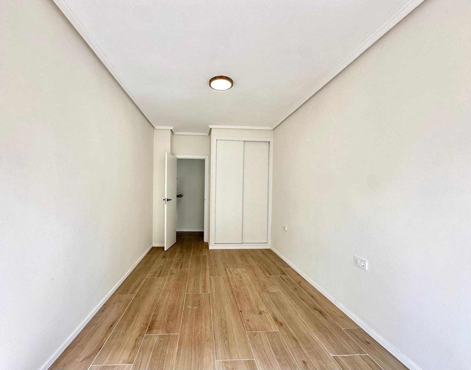3 sovrum Lägenhet till salu i Torrevieja - 179 900 € (Ref: 9816389)