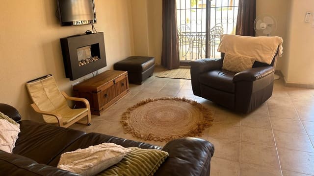 3 chambre Appartement à vendre à Torrevieja avec piscine garage - 220 000 € (Ref: 9820845)