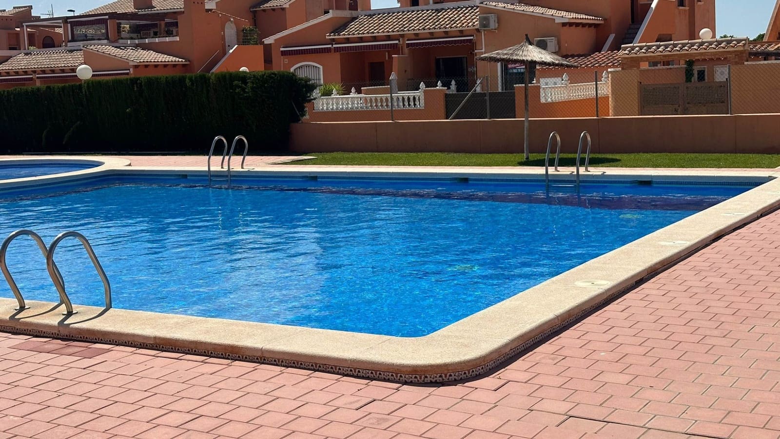 3 chambre Appartement à vendre à Torrevieja avec piscine garage - 220 000 € (Ref: 9820845)