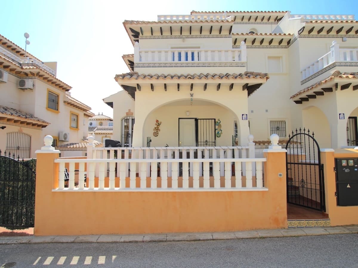 2 quarto Casa em Banda para venda em Cabo Roig - 235 000 € (Ref: 9820851)