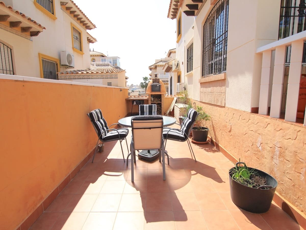 2 quarto Casa em Banda para venda em Cabo Roig - 235 000 € (Ref: 9820851)