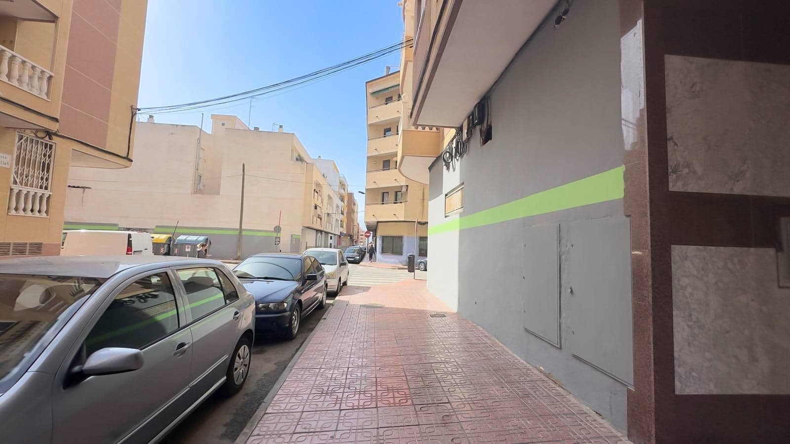 Apartamento de 2 habitaciones en Torrevieja en venta con piscina - 134.900 € (Ref: 9820852)