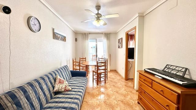 Apartamento de 2 habitaciones en Torrevieja en venta con piscina - 134.900 € (Ref: 9820852)