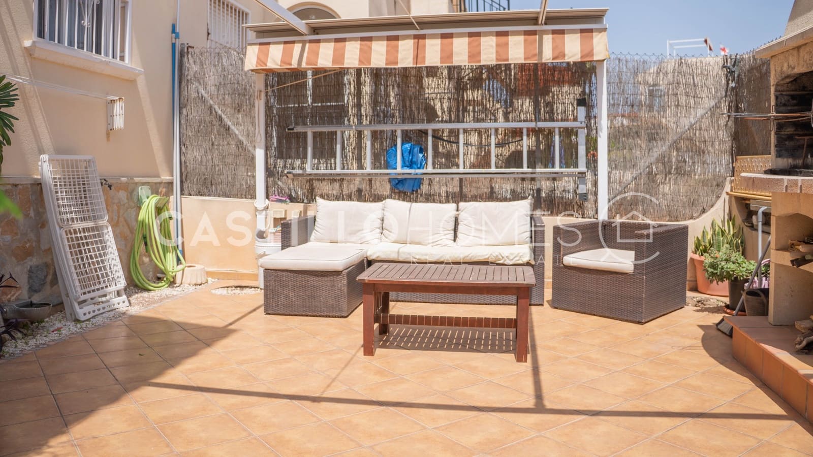 3 quarto Bungalow para venda em Orihuela Costa com piscina garagem - 199 999 € (Ref: 9820853)