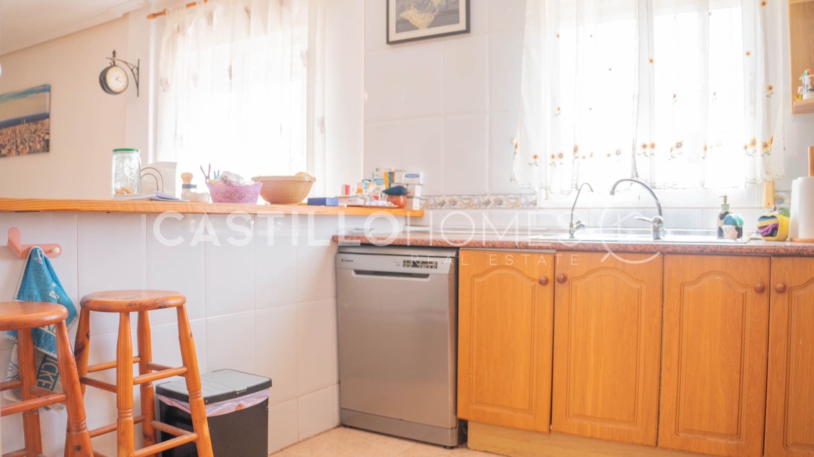 3 quarto Bungalow para venda em Orihuela Costa com piscina garagem - 199 999 € (Ref: 9820853)