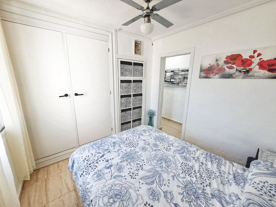 1 bedroom Bungalow for sale in Torrevieja - € 93,000 (Ref: 9824208)