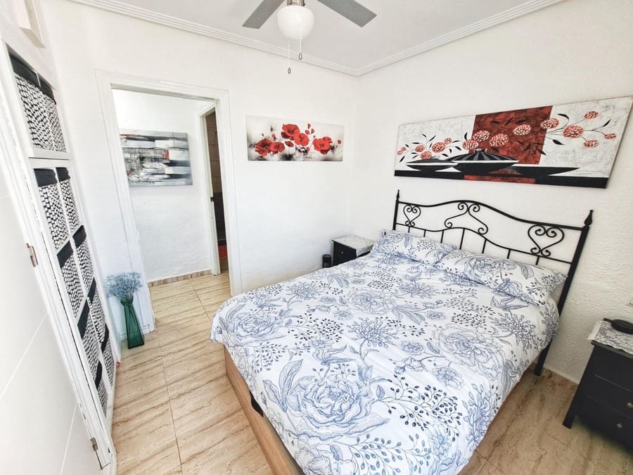 1 bedroom Bungalow for sale in Torrevieja - € 93,000 (Ref: 9824208)
