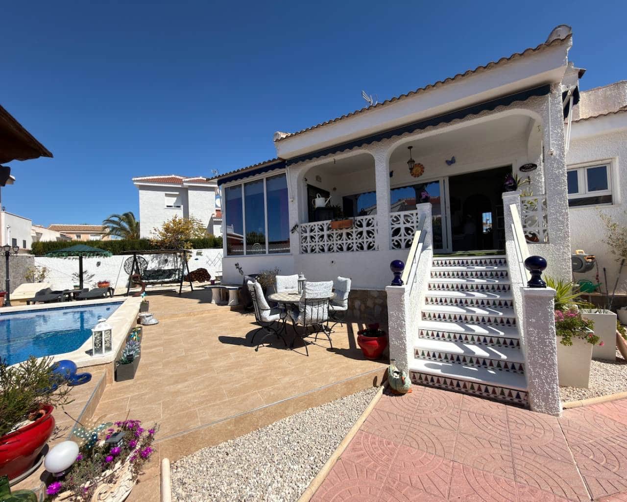 3 makuuhuone Huvila myytävänä paikassa Ciudad Quesada mukana uima-altaan - 399 000 € (Ref: 9830050)