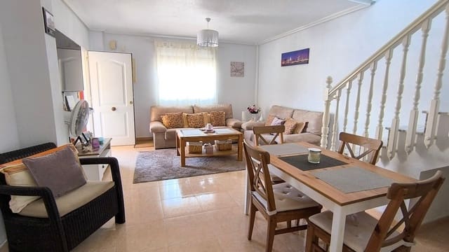 3 camera da letto Villetta Bifamiliare in vendita in Ciudad Quesada, Rojales con piscina - 220.000 € (Rif: 9830054)