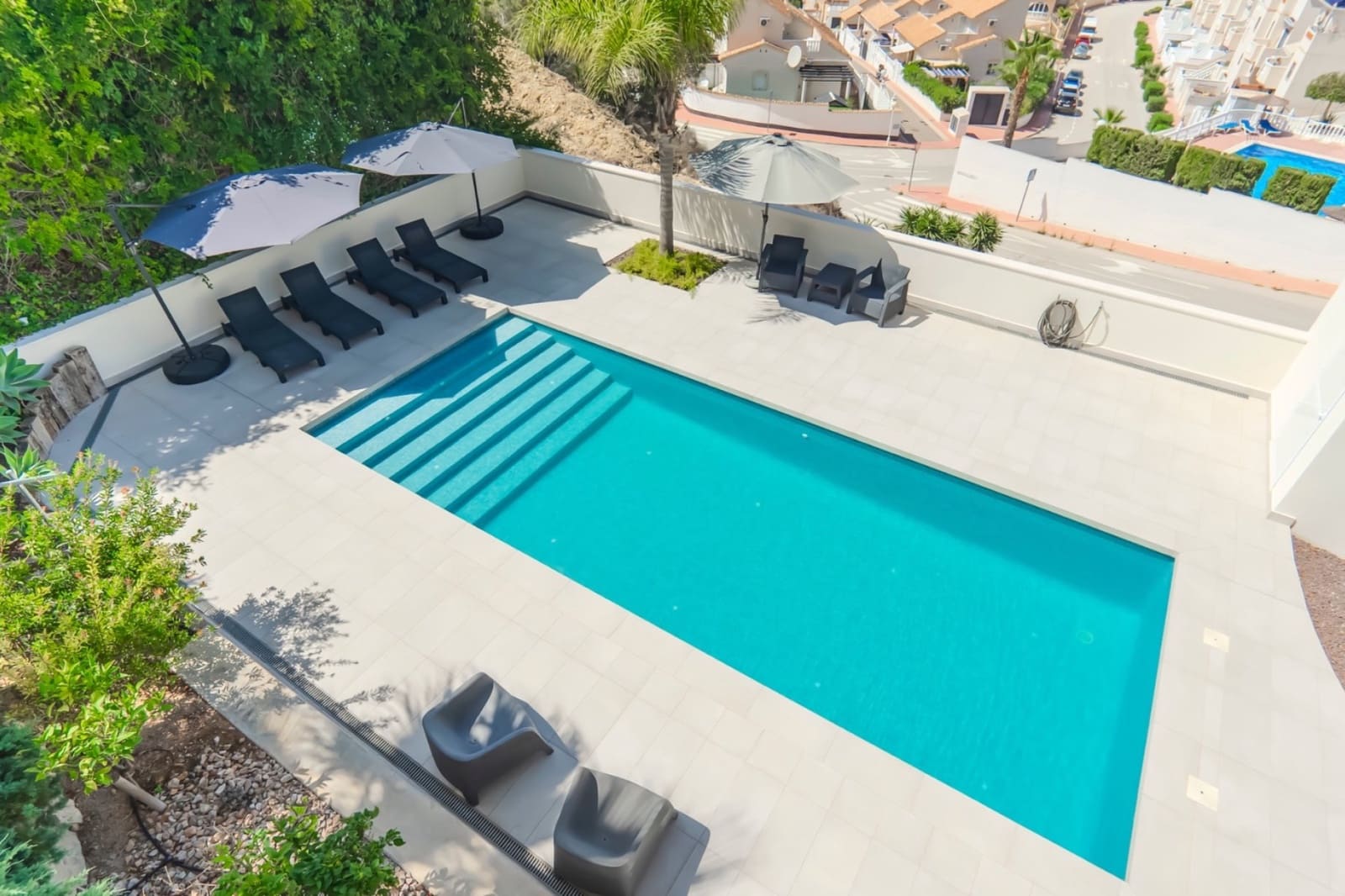 4 slaapkamer Villa te koop in Ciudad Quesada met zwembad - € 899.000 (Ref: 9830065)