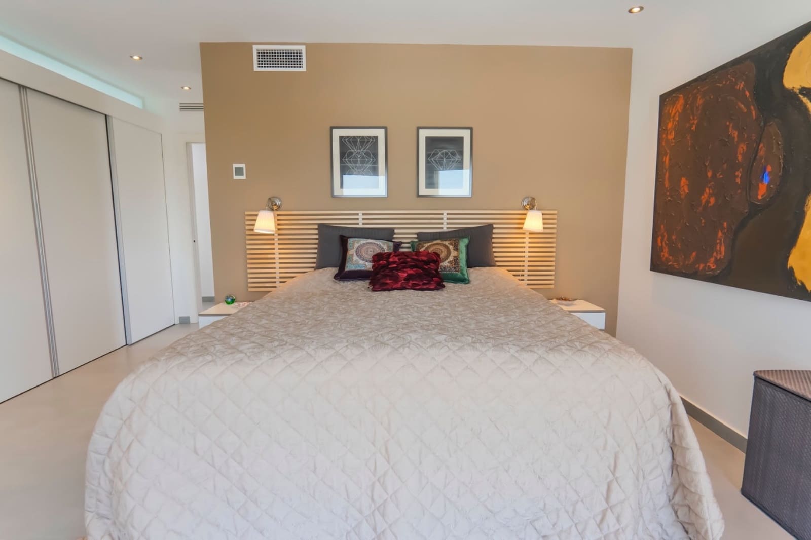 4 slaapkamer Villa te koop in Ciudad Quesada met zwembad - € 899.000 (Ref: 9830065)
