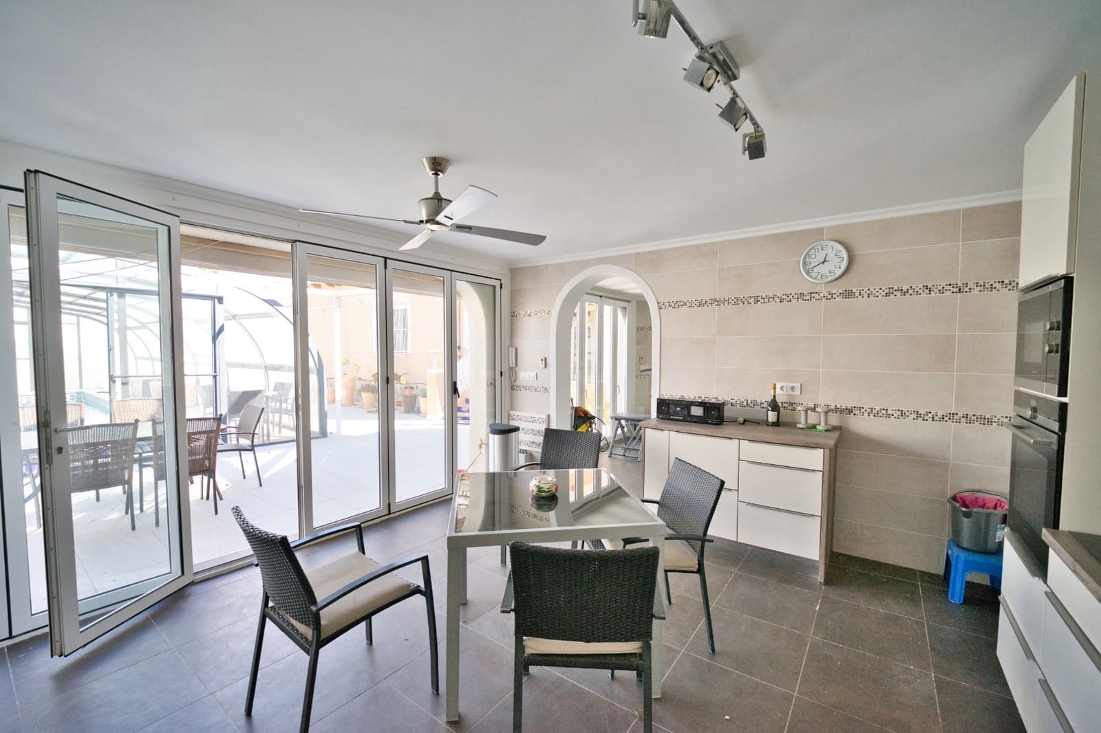 4 bedroom Villa for sale in Ciudad Quesada with pool - € 575,000 (Ref: 9830070)
