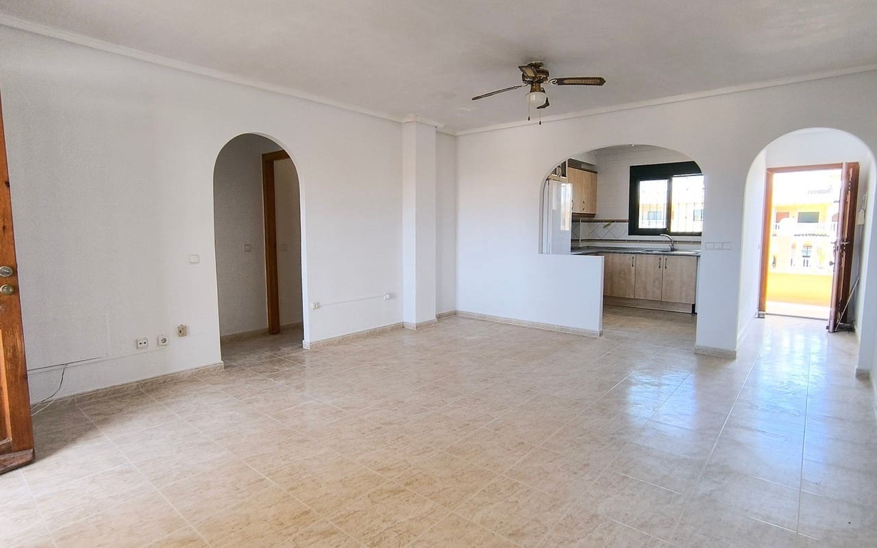 2 soveværelse Lejlighed til salg i Ciudad Quesada med swimmingpool - € 169.950 (Ref: 9830072)