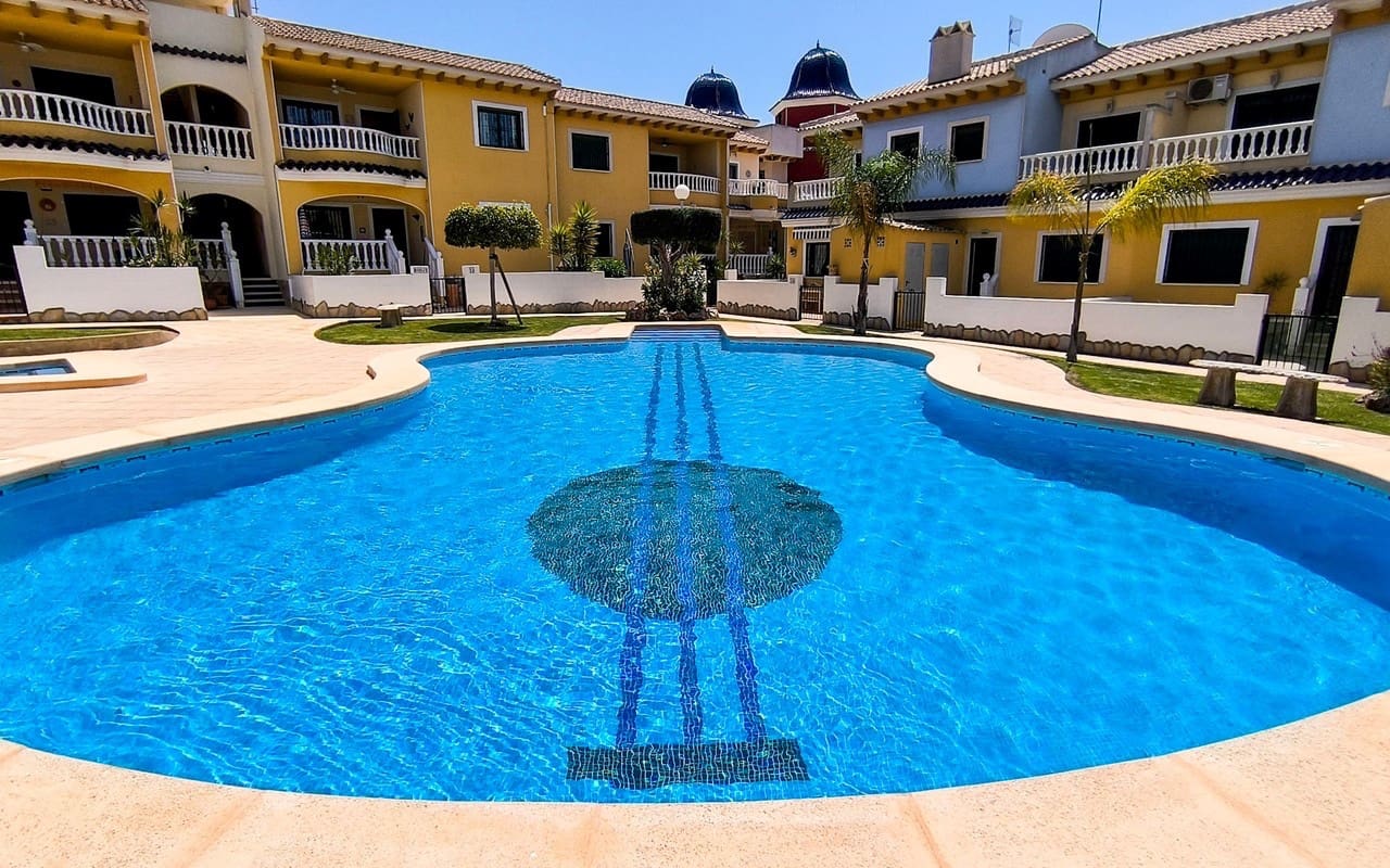 2 soveværelse Lejlighed til salg i Ciudad Quesada med swimmingpool - € 169.950 (Ref: 9830072)