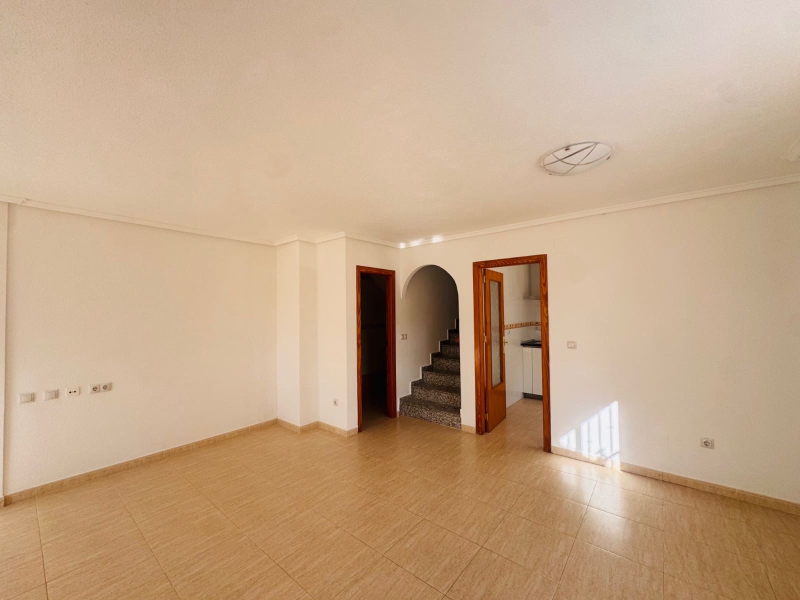 3 bedroom Semi-detached Villa for sale in Ciudad Quesada with pool - € 289,000 (Ref: 9830077)