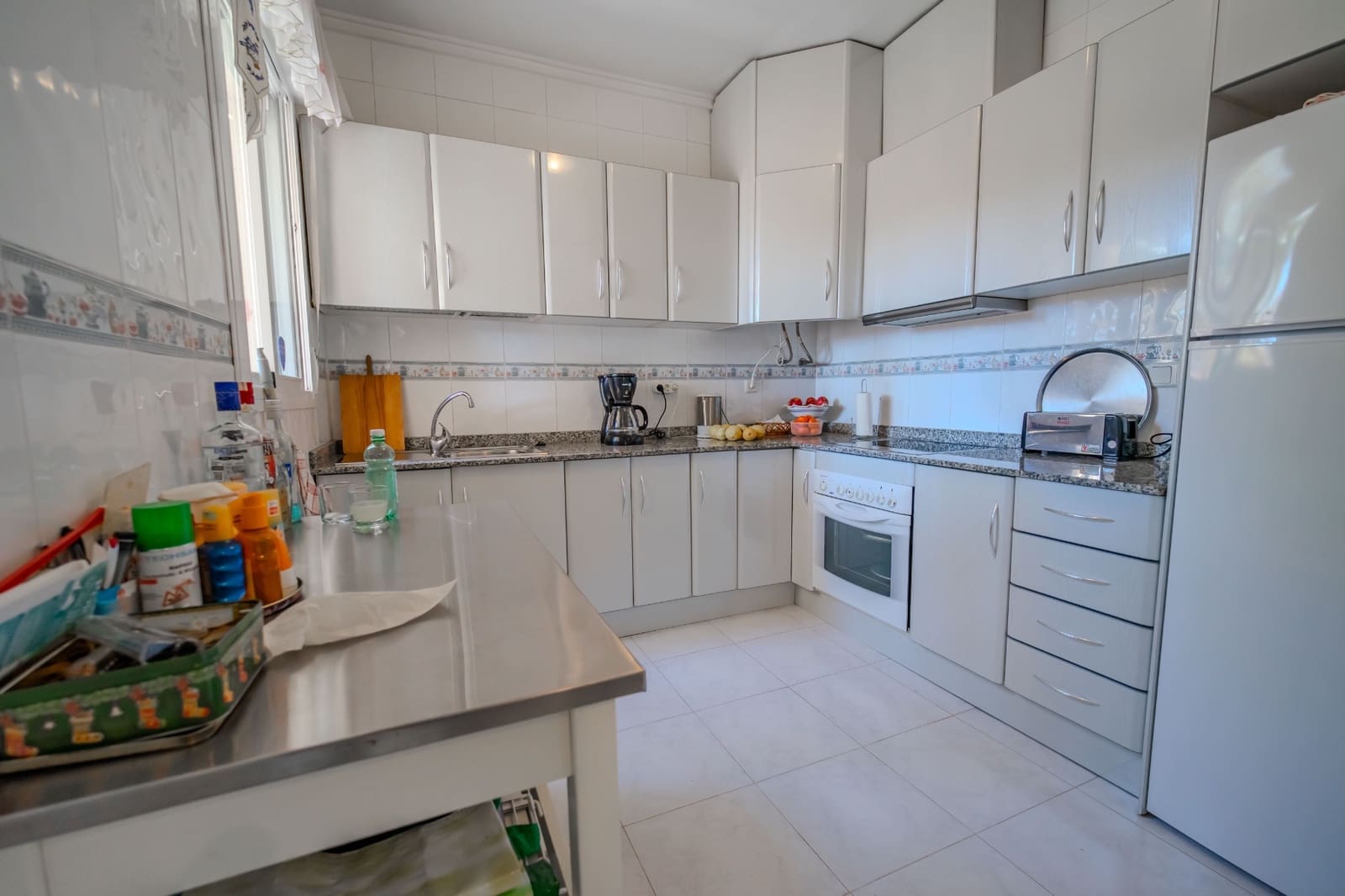 Chalet de 4 habitaciones en Ciudad Quesada en venta con piscina - 379.950 € (Ref: 9830079)