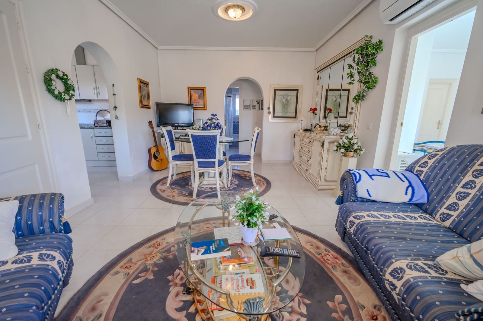 Chalet de 4 habitaciones en Ciudad Quesada en venta con piscina - 379.950 € (Ref: 9830079)
