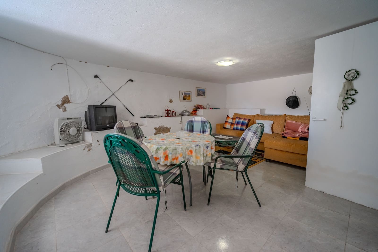 Chalet de 4 habitaciones en Ciudad Quesada en venta con piscina - 379.950 € (Ref: 9830079)