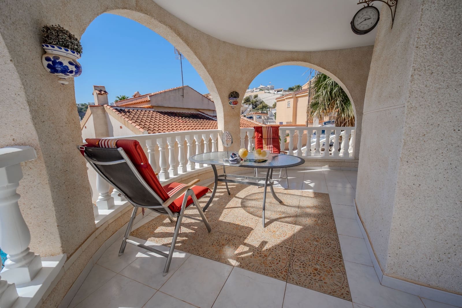Chalet de 4 habitaciones en Ciudad Quesada en venta con piscina - 379.950 € (Ref: 9830079)