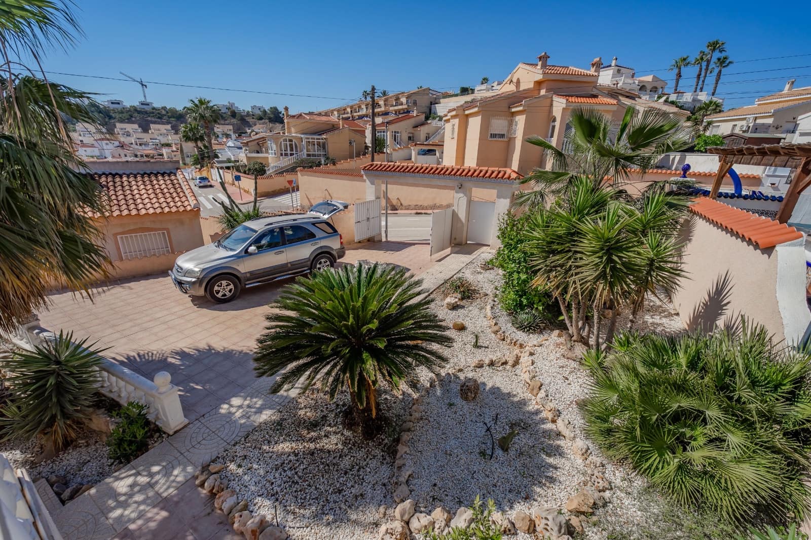 Chalet de 4 habitaciones en Ciudad Quesada en venta con piscina - 379.950 € (Ref: 9830079)