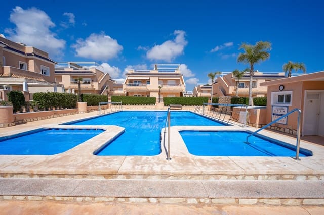 3 bedroom Townhouse for sale in Cabo Roig, Orihuela with pool - € 325,000 (Ref: 9830088)