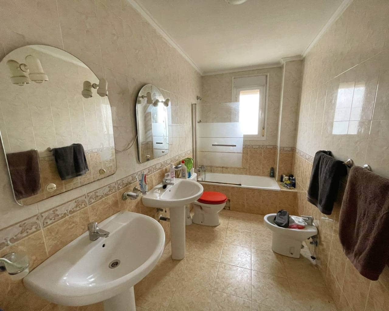 5 makuuhuone Huvila myytävänä paikassa Ciudad Quesada mukana uima-altaan - 450 000 € (Ref: 9830094)