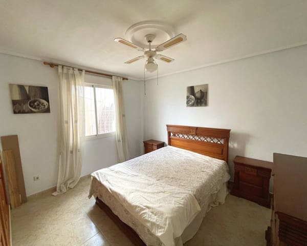 5 bedroom Villa for sale in Ciudad Quesada, Rojales with pool - € 450,000 (Ref: 9830094)