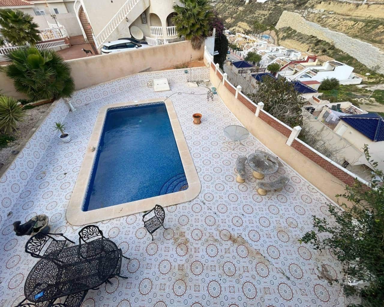 5 makuuhuone Huvila myytävänä paikassa Ciudad Quesada mukana uima-altaan - 450 000 € (Ref: 9830094)