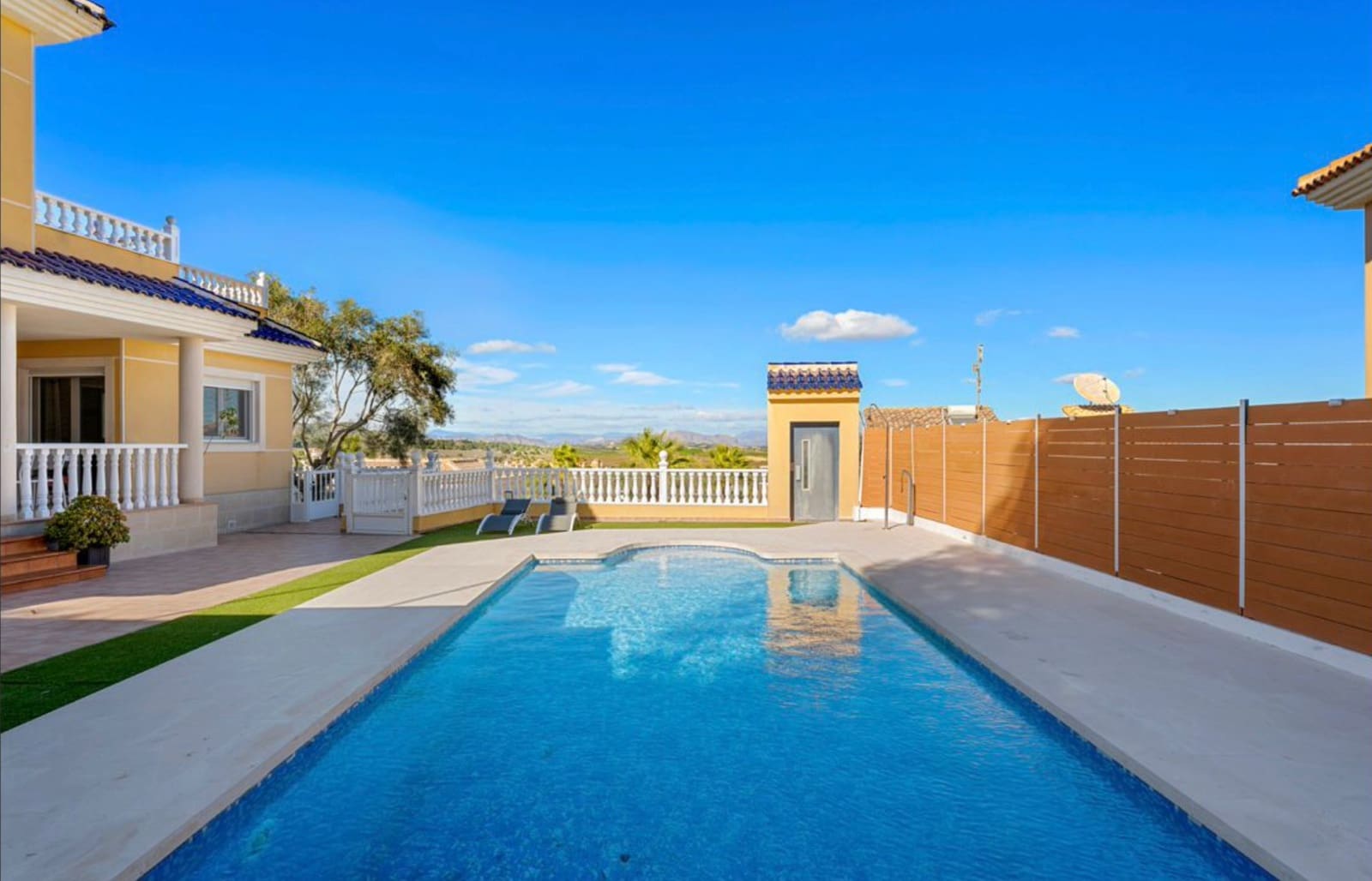 3 chambre Villa/Maison à vendre à San Miguel de Salinas avec piscine - 549 000 € (Ref: 9830096)