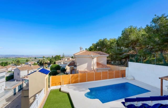 3 chambre Villa/Maison à vendre à San Miguel de Salinas avec piscine - 549 000 € (Ref: 9830096)